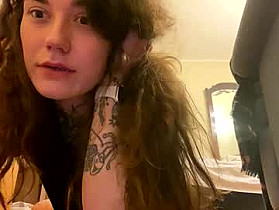 just_curly_ginger Cam