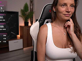 Laurushka Cam