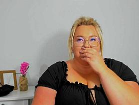 HazelKitty Cam