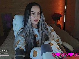 your-red-wine Cam