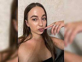 Alisaa-00 Cam