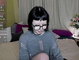 alice-chained Cam