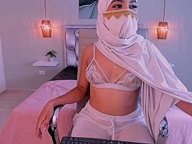 allyson-nahid Cam