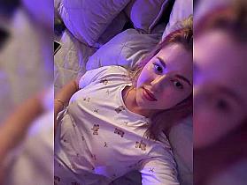 KateMid Cam